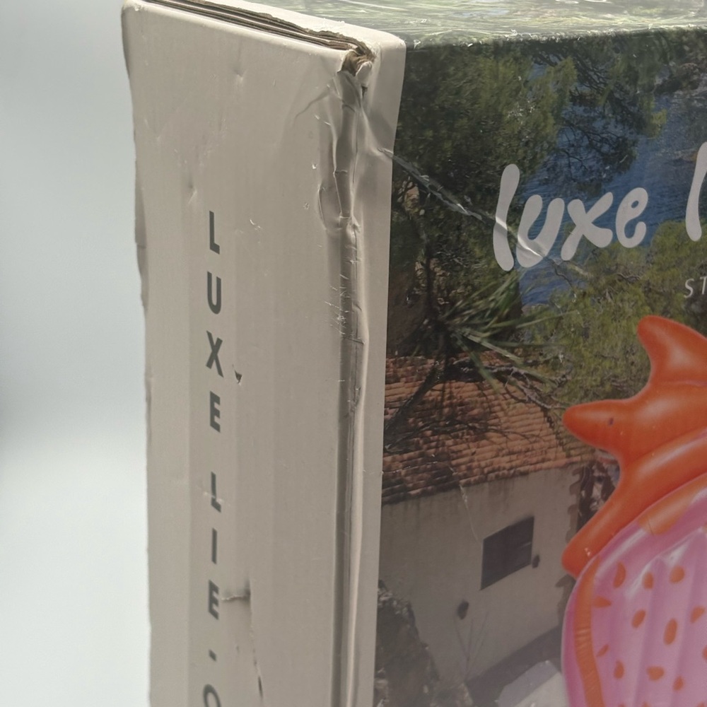 Sunnylife Luxe Lie-On Float Strawberry Inflatable Pool Lake Raft New - Picture 2 of 7